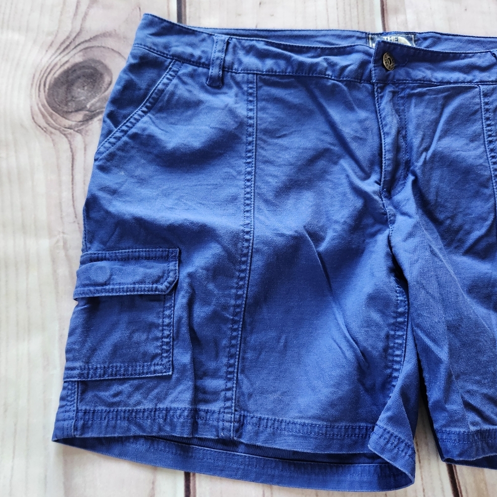 The North Face "Amanda" Cotton Cargo Hiking Shorts Marker Blue | Women's Size 12 - Picture 3 of 9